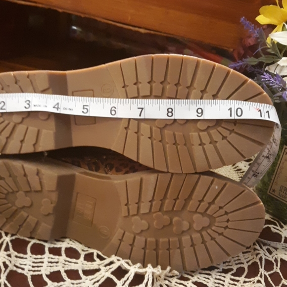 🆕️LAST SIZE 9🖤NWT LEOPARD PRINT HIKING BOOT🖤 - Picture 11 of 15